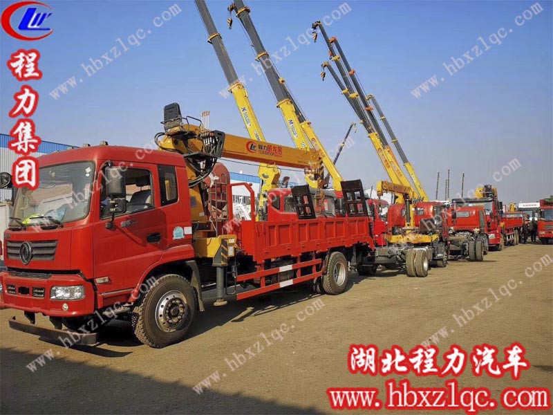 程力集團随車吊.jpg